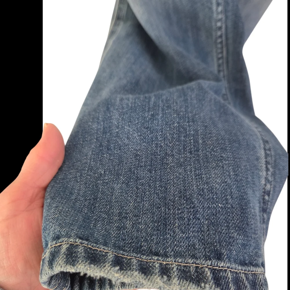 Women's GAP 1969 Blue Denim V-Neck Bib Overalls. Size 28R. Full length. - Picture 8 of 16